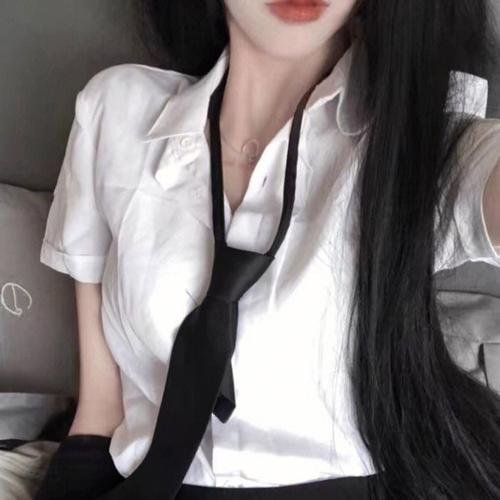 我竟然养了个小白脸